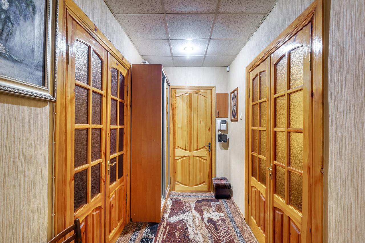Apartment - Sobornyi Prospekt 97 Zaporizhia Exterior foto